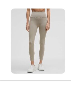 Wunder train Highrise tight with pockets